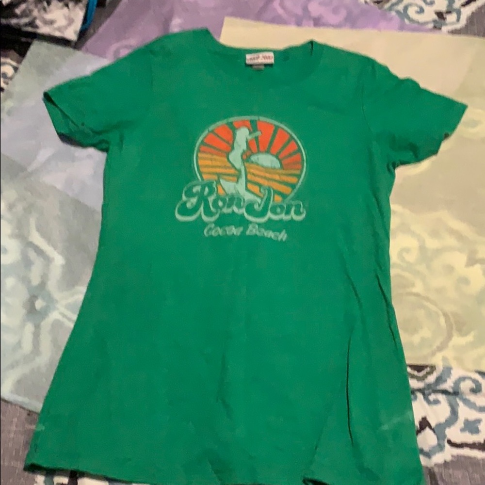 Ron Jon t-shirt